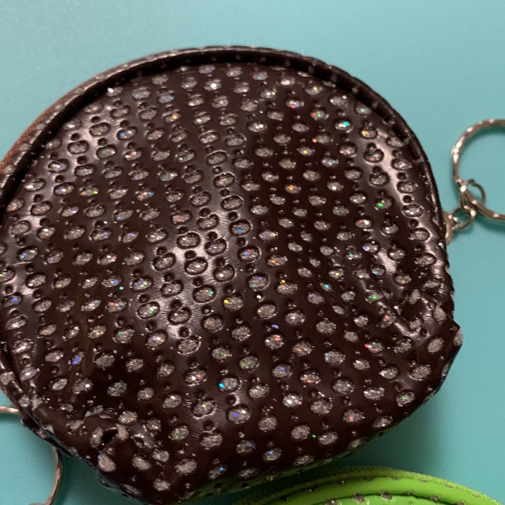 KEYCHAIN Change Purse - Picture 2 of 4